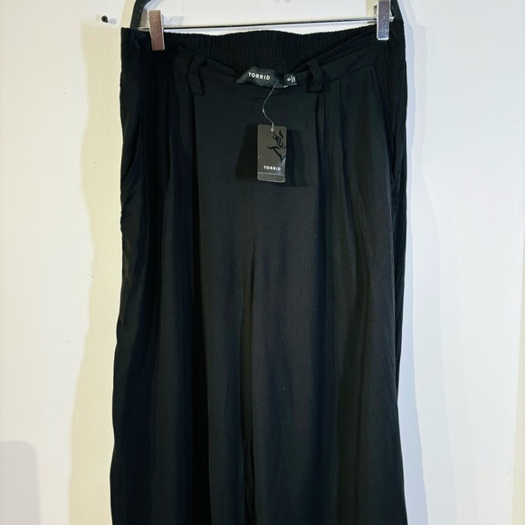 Torrid Pull On Wide Leg Washable Challis Pant New - Picture 3 of 12